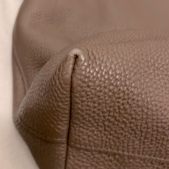 Authentic Prada Leather Tote Bag with Flaws - Picture 14 of 15